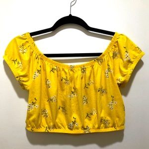 Hollister Women Crop Top Medium Yellow Floral Puff Sleeve